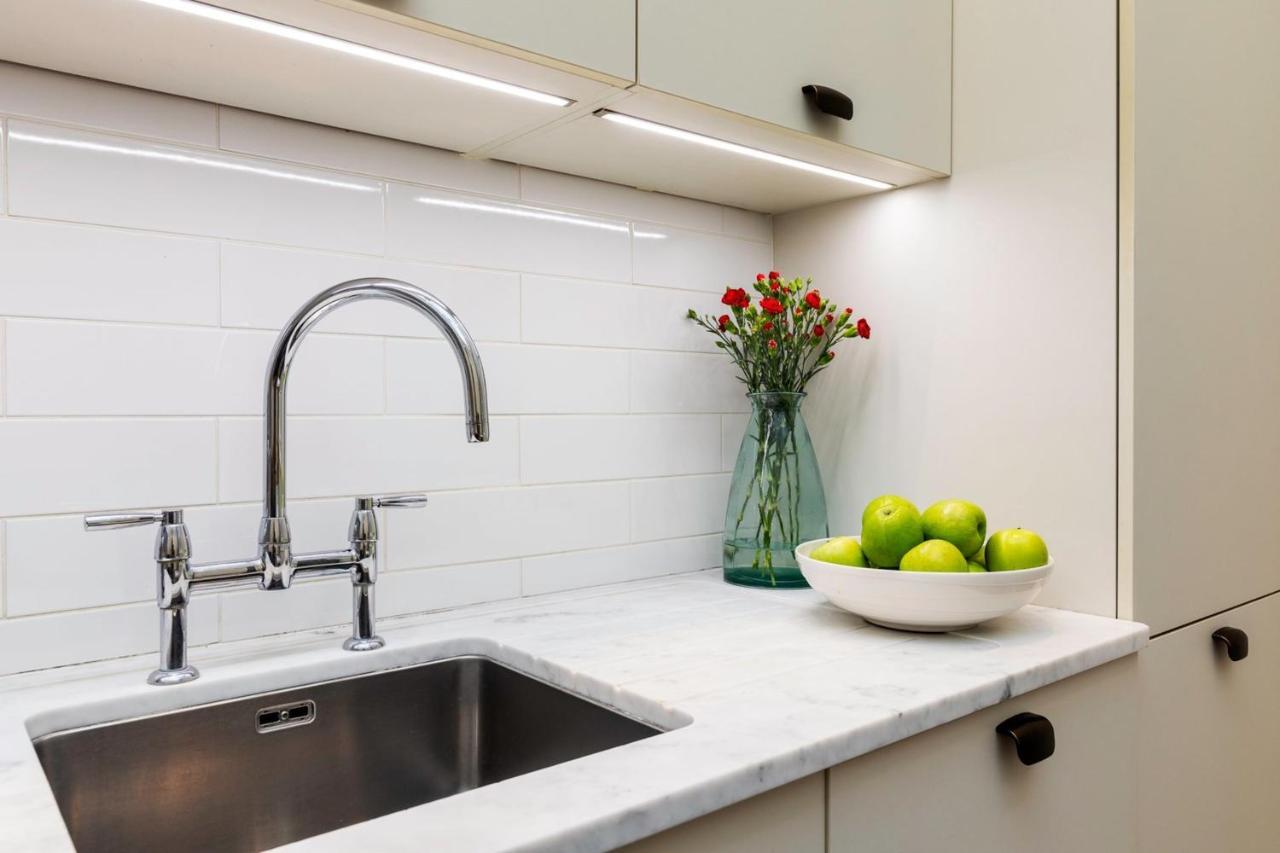 2-Br Apartment For 6 In Covent Garden With Ac Лондон Экстерьер фото